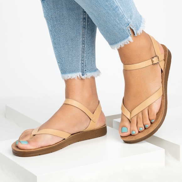 SunnyMia Shoes - Ashley Flat Sandals | 3 Colors SunnyMia Shoes - Ashley Flat Sandals | 3 Colors